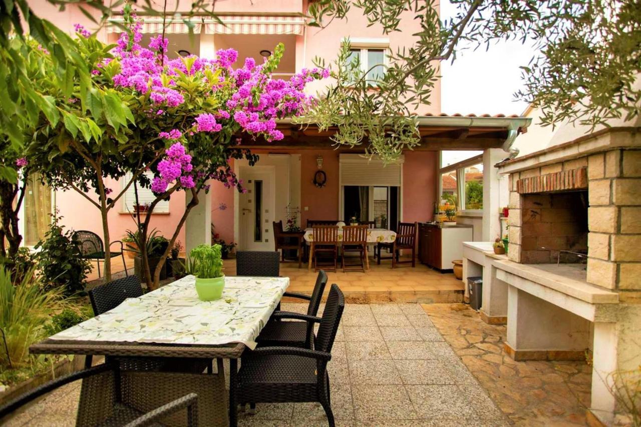 Apartments Ulika Rovinj Exterior photo