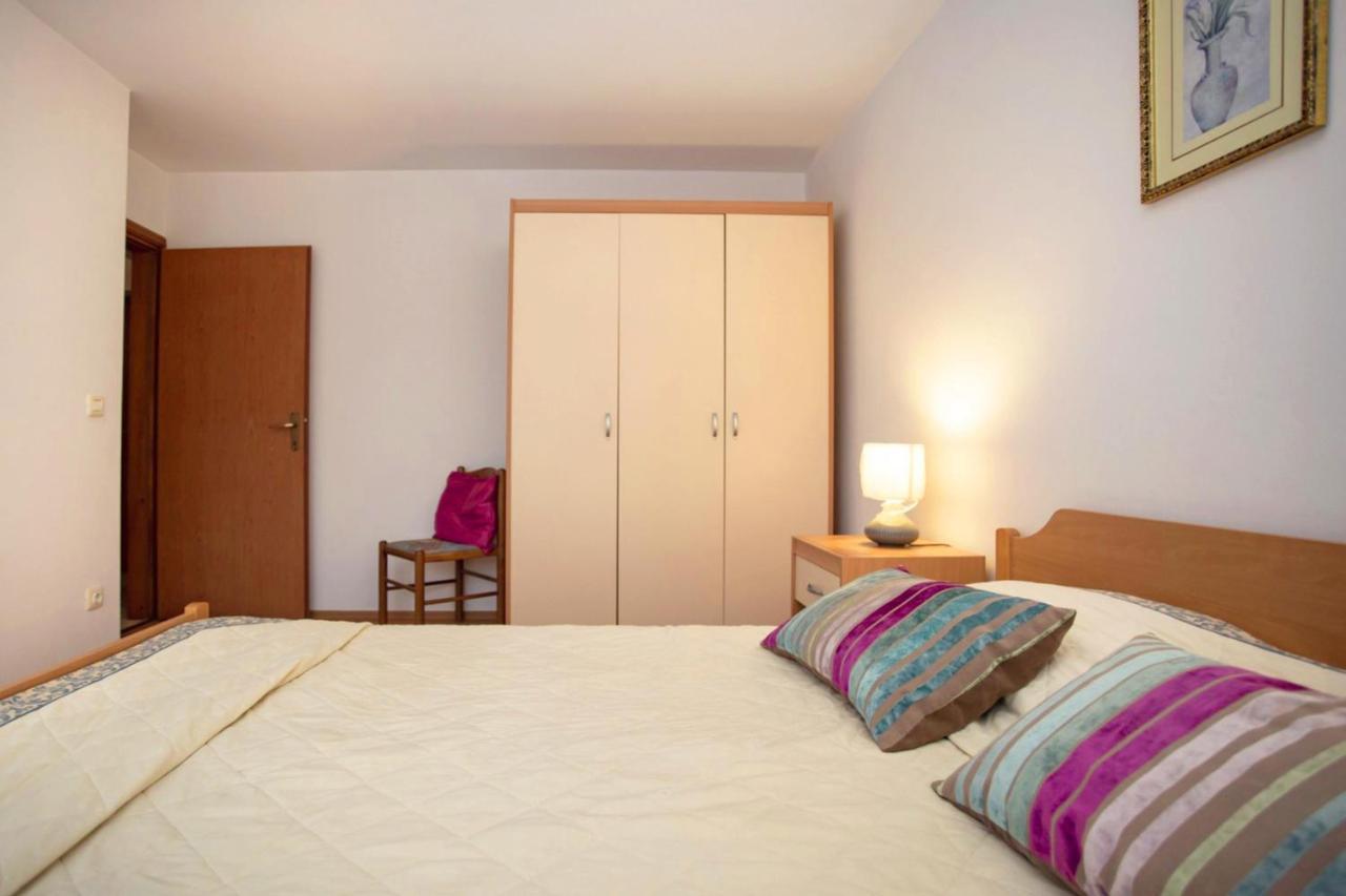 Apartments Ulika Rovinj Exterior photo