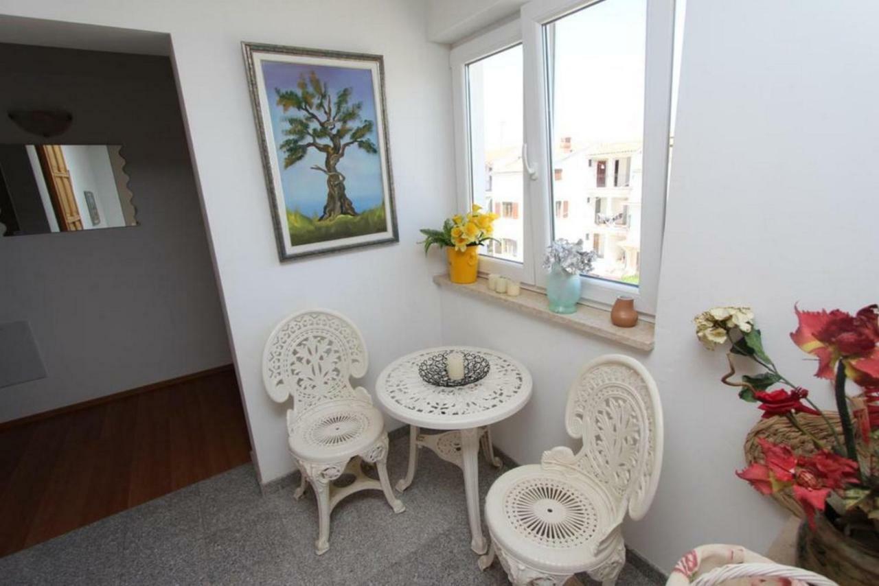 Apartments Ulika Rovinj Exterior photo